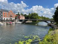 Altbauapartment in Wassernähe und Magenta TV - B&B Brandenburg