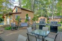 Chautauqua Lake Access: Waterfront Cottage w/ Dock - Chambres d'hôtes Mayville