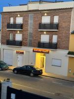 RAQUEL'S - Habitacions i Apartaments turístics - - B&B Sant Pere Pescador