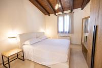 Deluxe Appartement met 2 Slaapkamers en Balkon