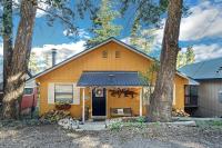 Eagle's Nest - Hot Tub, Deck & Prime Location cabin - Chambres d’hôtes Cloudcroft