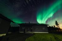 Villa Polar Lights with Jacuzzi by BookLapland - B&B Rovaniemi