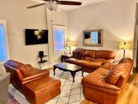 5Min Walk to Waterfront. Pet Yes - B&B