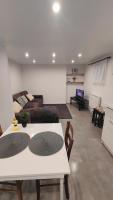 Bel appartement F2 entièrement rénové - B&B