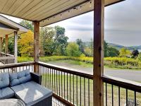 BlueBeary Retreat - B&B McHenry
