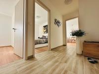 Park West Terrace - Free garage parking - 2 separate bdr - AC - Self check-in - B&B Budapest