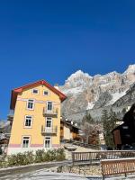 Mansarda Vale e Schena con vasca idromassaggio 4 posti letto a Cortina d'Ampezzo - B&B San Vito