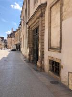 Appart Cosy 6 Personnes - Parking Gratuit - Centre Ville Historique Dijon - Bed and Breakfast Dijon