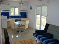 Apartments Pinus - B&B Pirovac