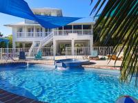 Ocean View with Pool, 4 bedroom Vila Near Key West - B&B Cudjoe Key