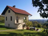 Apartma Hiša na Ravnah with hot tub - B&B