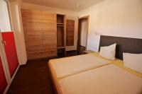 Apartamento con balcón