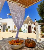 RebeaTrulliHome with Pool Fasano - Bed and Breakfast Fasano