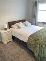 Camera Matrimoniale con Bagno in Comune 