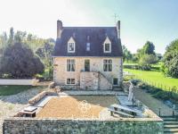 Manoir d'Exception - 20 Personnes - Piscine, Baby-Foot & Tapis de Course - Ferienwohnung