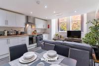 Casa Cove Gf Flat Free Parking - 5min To Hospital - Bed and Breakfast