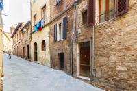 Live the Charm of Siena Just Steps from the Duomo - B&B
