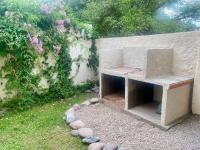Casa Limon, en complejo residencial con Cochera - B&B