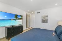 Three-Bedroom Apartment with Ocean View