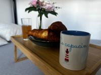 Escapade à 700m de la plage, parking et terrasse le capucin - B&B