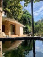 The Cascade - Mae Taeng Waterfall Bungalows - B&B