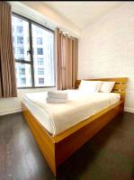 The IMPERIAL PLACE & WESTERN CAPITAL - B&B