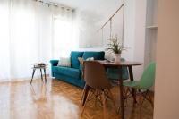 Apartamento City - SOLO ADULTOS - Chambres d’hôtes Madrid