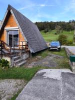 Petit chalet avec terrasse - Chambres d’hôtes Oust