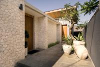 Villa Zara Spacious, Chic and Classy 2 Bedroom Home 5 minutes from Uluwatu Cliff Edge - Chambres d'hôtes Uluwatu