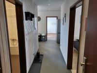 FR14 - Schöne 2-Zimmer-Wohnung mit Balkon in Heusenstamm - Chambres d’hôtes Heusenstamm