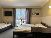 Quadruple Room with Private Bathroom