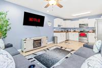 Spacious 3BR Home Near SPI Beach & Restaurants - B&B Port Isabel