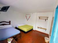 Driepersoonskamer met Eigen Badkamer