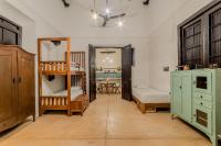 Mixed Dormitory Room