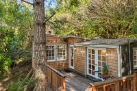 Luxury Riverview Cottage - walk to town & trails - B&B Duncans Mills