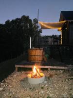 Colico Tiny Lodge - jacuzzi-Terraza - B&B Catrico