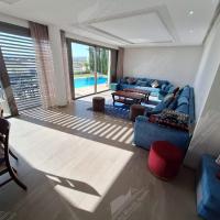 Blue Sky 4 Bedroom Villa Taghazout Bay Amda - B&B Taghazout