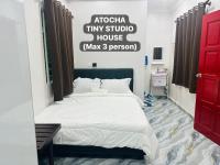 Atocha Tiny Studio House - Temerlok Terong, Perak - max 3 person only - B&B Kampong Salak