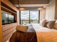 Two-Bedroom Apartment with City View