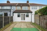 Exclusive 3 bed House in Welling, London - Bed and Breakfast