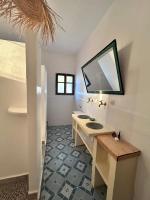 Tweepersoonskamer met 1 of 2 Bedden en Gedeelde Badkamer