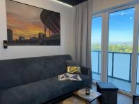URBAN APARTMENTS Global - 10th Floor No 05 - Balcony - Free Garage - Chambres d'hôtes Katowice