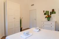 Elegant Flat - Few Minutes to Duomo & Prada - B&B Milano