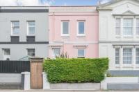 The Pink House - B&B