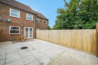 Aylesbury Modern 3BR Home, Sleeps 5, Ideal for families & Contractors Homely Stay, Netflix - Chambres d'hôtes Aylesbury