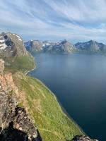 Frozen Arctic Waterfall Appartment - Ferienwohnung Tromsø