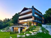 Glam Haus - B&B