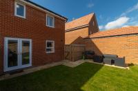 Modern Spacious 3 Bedroom House in Canterbury with En Suite and Free Parking Perfect for Contractors & Families - Chambres d'hôtes Canterbury