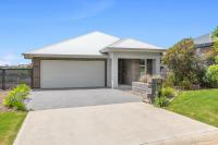 Pineapple House Furry Friends Welcome - B&B Cessnock
