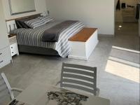 Studio Deluxe